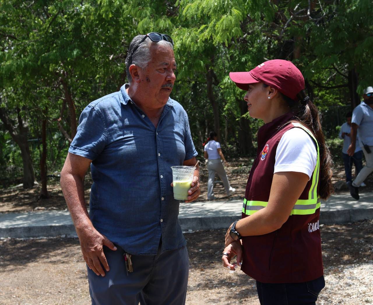 uploads/6/32/01 (2124).Jpeg